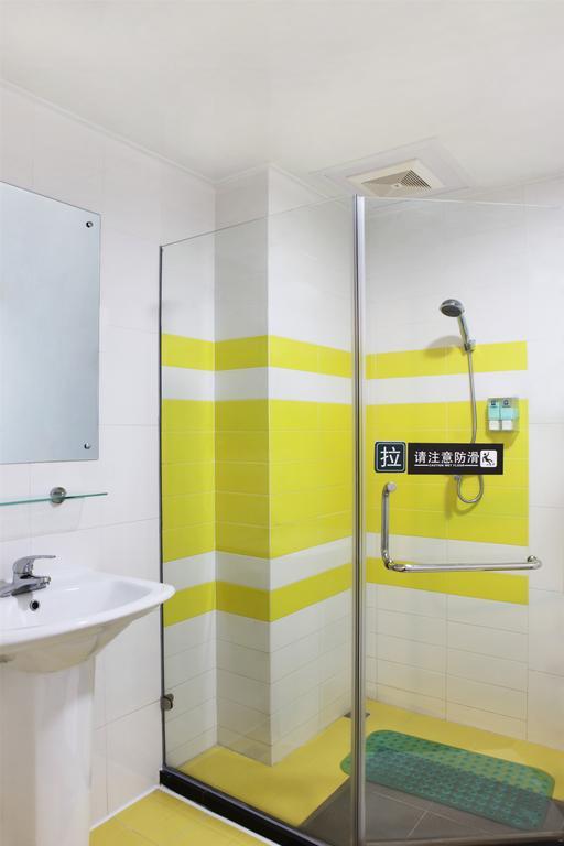 7Days Inn Guangzhou Beijing Road Subway Station Pokoj fotografie